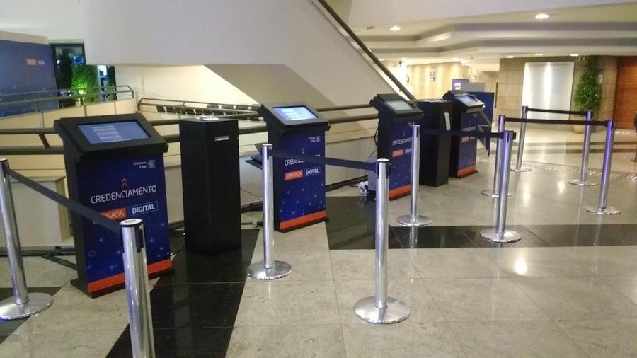 Autoatendimento com Totens para Credenciamento de Eventos